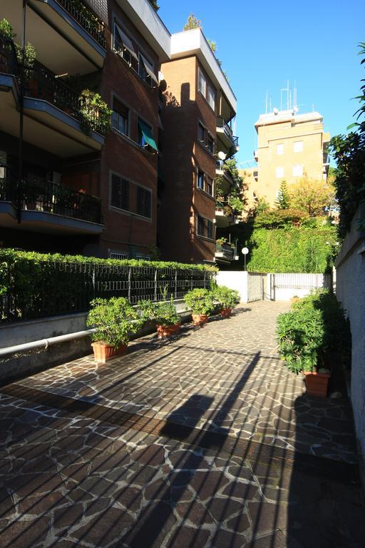 B&B Viale Dei Colli Portuensi 589 Rome Extérieur photo